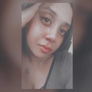 Meet your Posher, Stephany